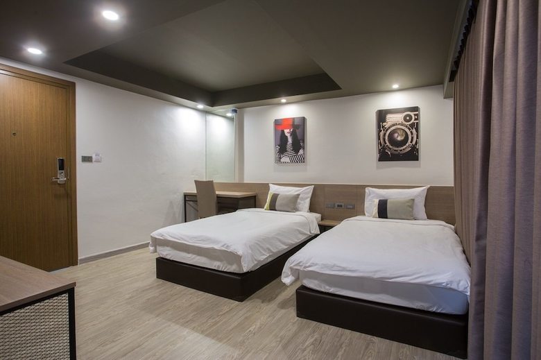 Hotel Toptel Thaphra