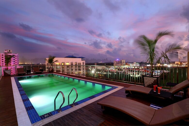 Hotel Leisure Inn Vkl