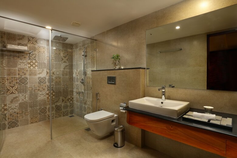 Hotel Leisure Inn Vkl