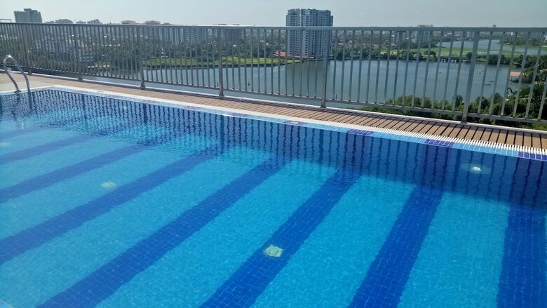 Hotel Leisure Inn Vkl