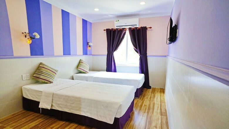 Q Song Chi Hotel