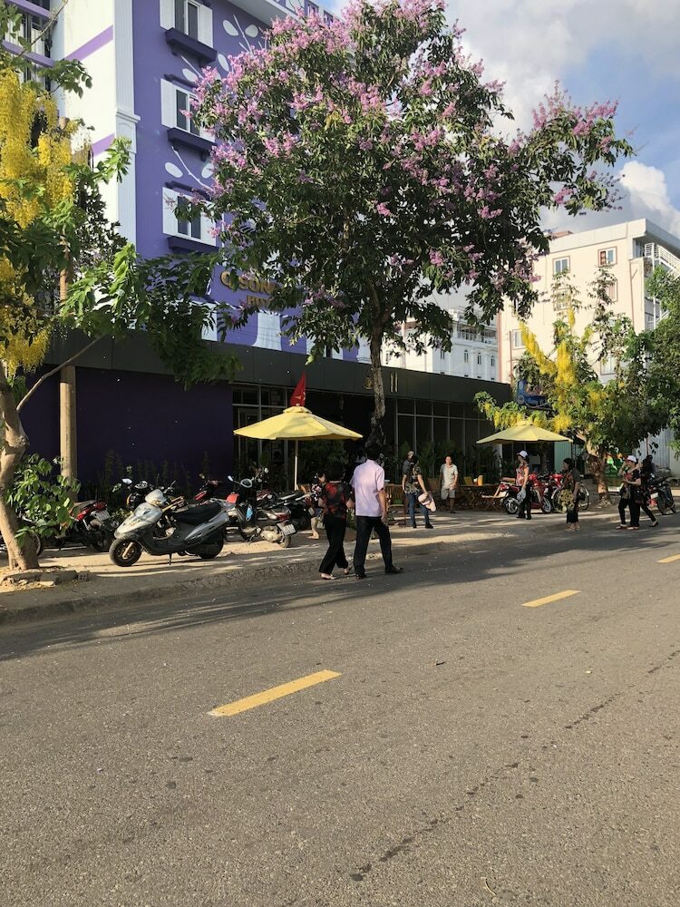 Q Song Chi Hotel