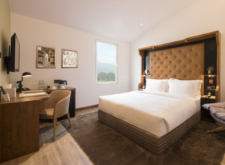 The Radh Hotel