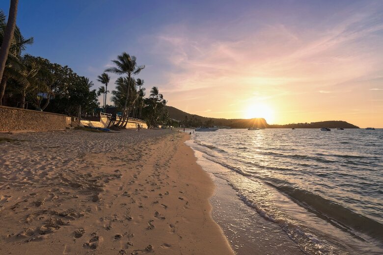 Ban Mok Talay Beachfront Villa