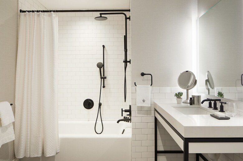 The Whitney Hotel
