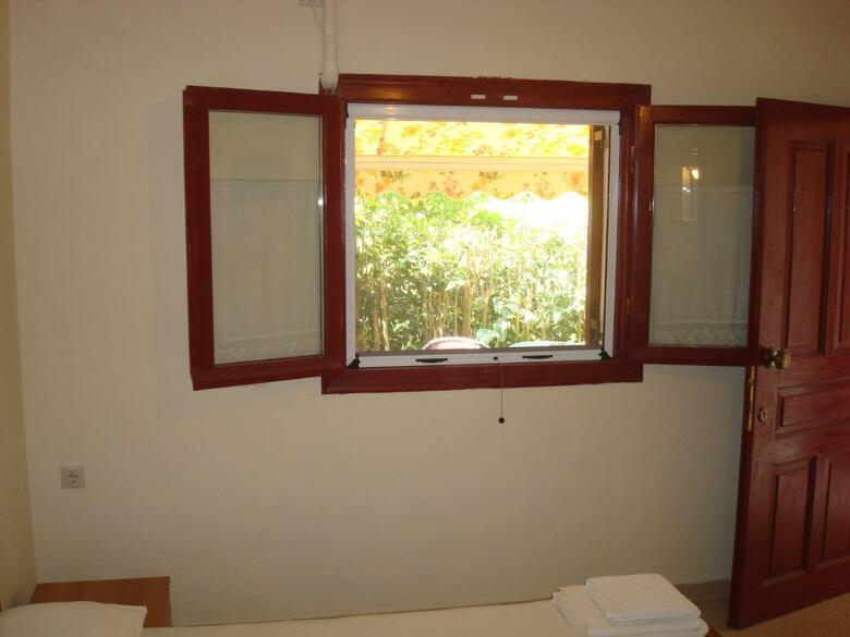 Hotel To Agridi