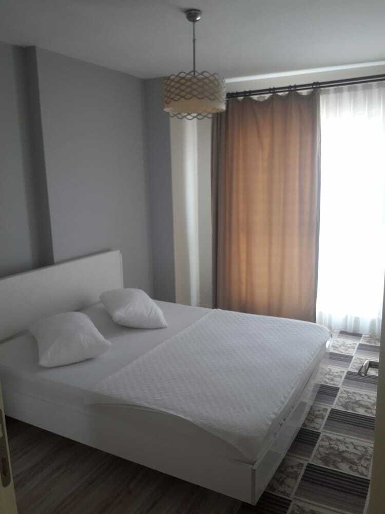 Hotel Rental Suit
