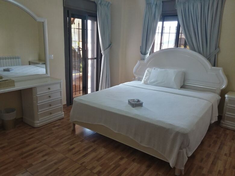 Hotel Honey Guesthouse
