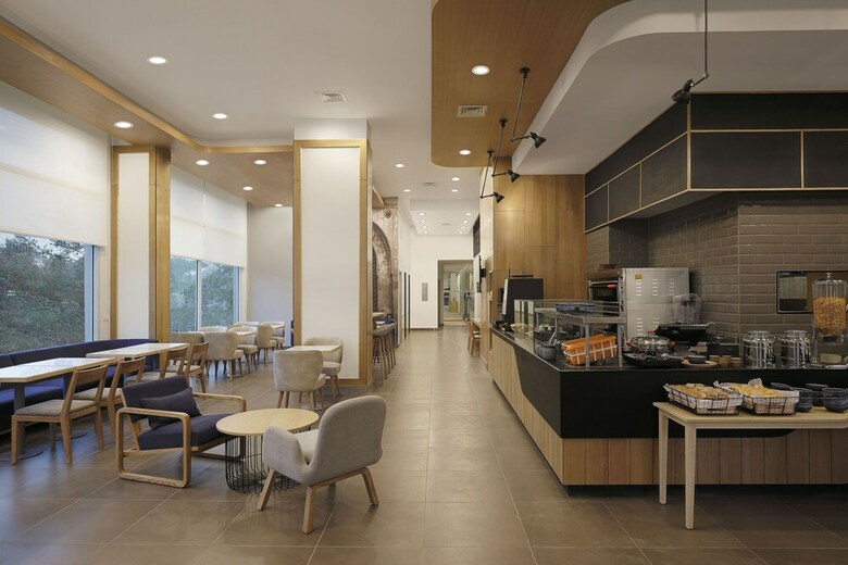 Hotel Holiday Inn Express Pune Hinjewadi