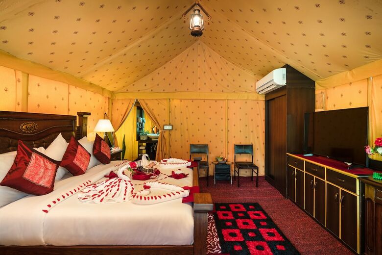 Hotel Fun Retreat Resort