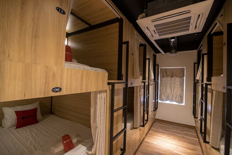 Hotel Tropical Forest Hostel & Apartments
