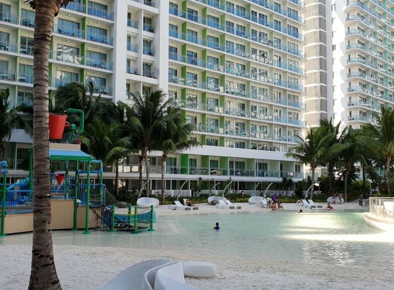Azure Luxury Beach Suites By Vacationsph