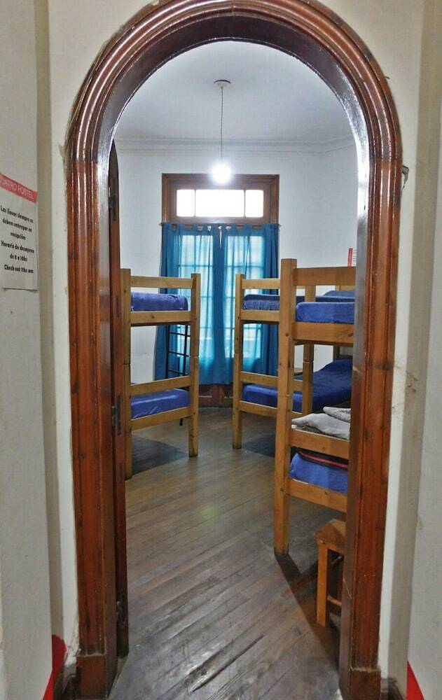 Hostal Puerto Rico Hostel & Bar