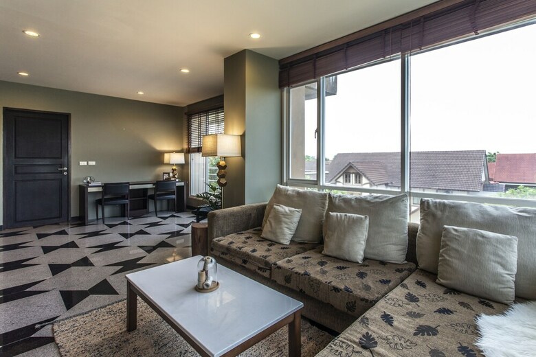 The Tepp Aparthotel