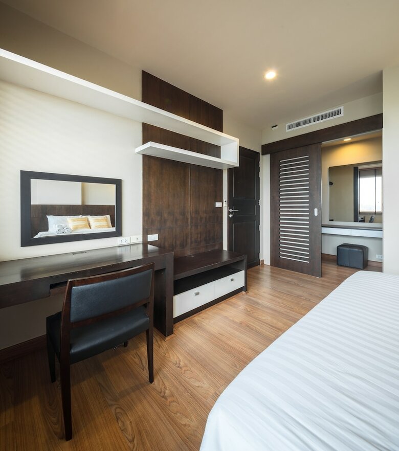 The Tepp Aparthotel