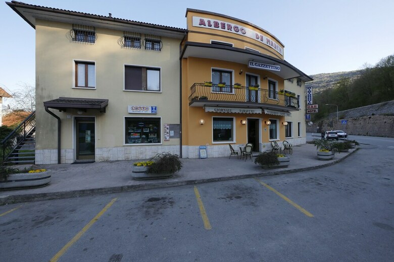 Hotel Albergo De March