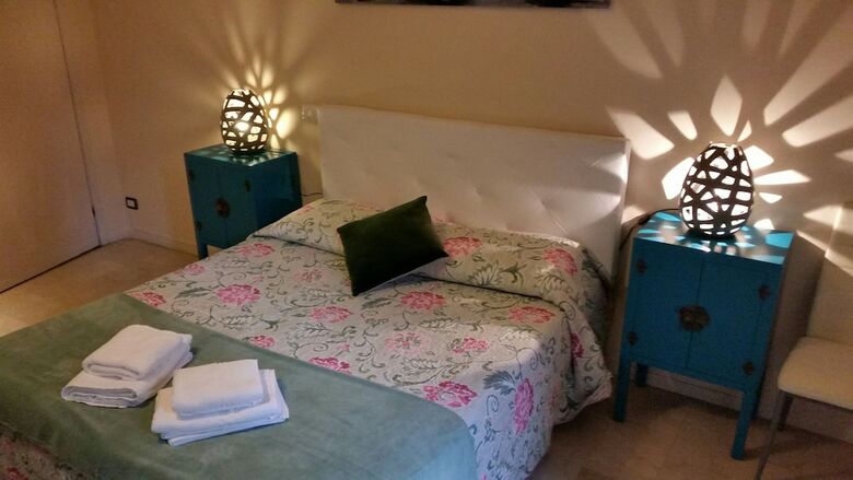 Hotel Gira Guest House