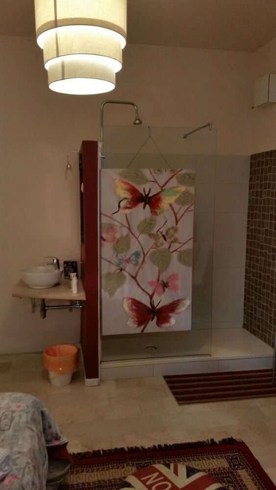 Hotel Gira Guest House