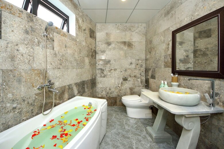 Hotel Quynh Long Villa