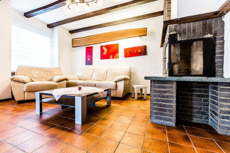 Apartamentos Ferienwohnung K�ln M�lheim