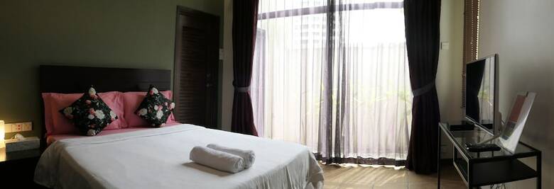 Gurney 4+1 Bali Style Tranquil Villa