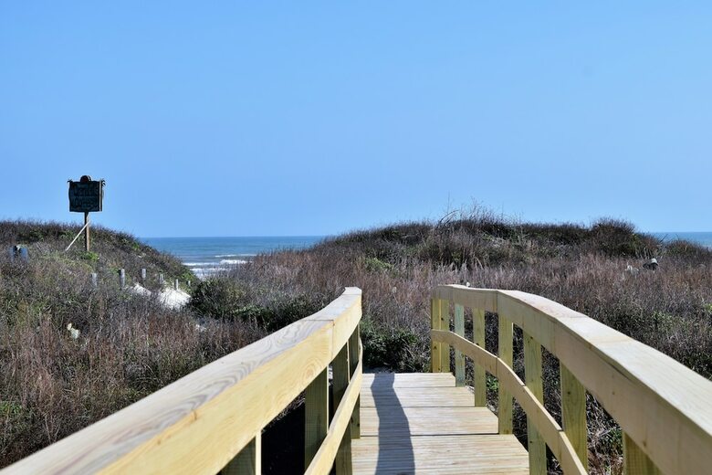 12 La Playa - Three Bedroom Home