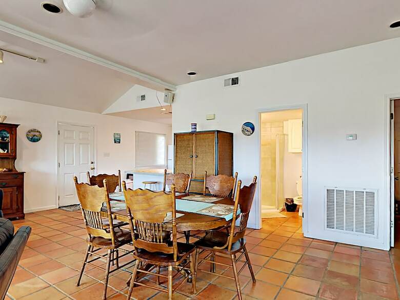 12 La Playa - Three Bedroom Home