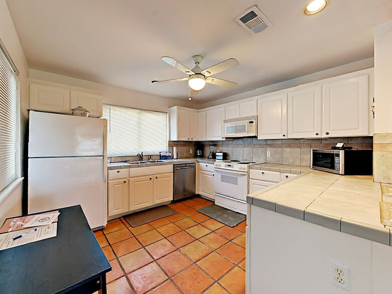 12 La Playa - Three Bedroom Home
