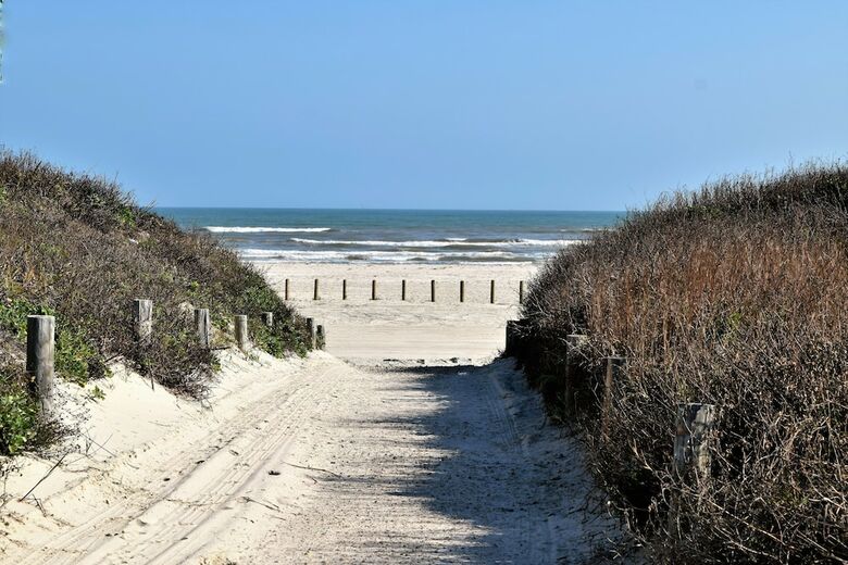 12 La Playa - Three Bedroom Home