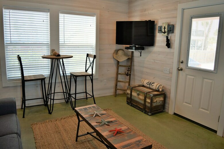 17 Royal Palms - Three Bedroom Home