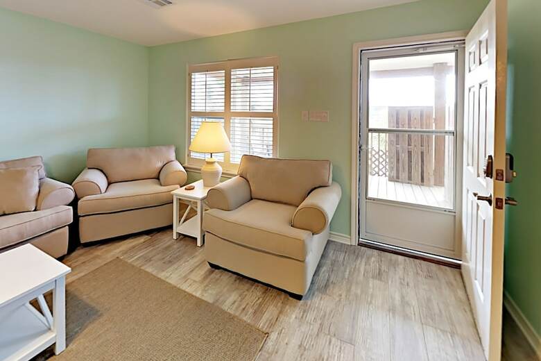 221a Las Palmas - Two Bedroom Condo