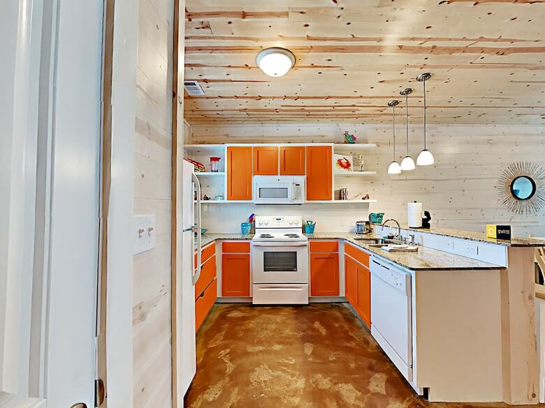 Crazy Crab #603 - Three Bedroom Townhome