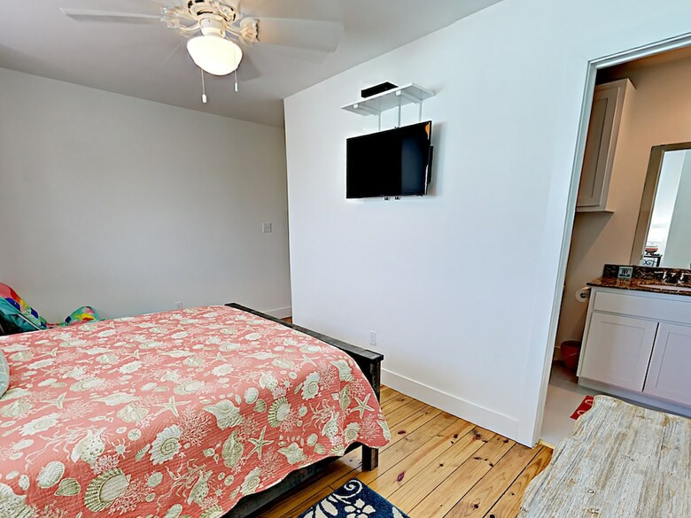 Crazy Crab #603 - Three Bedroom Townhome