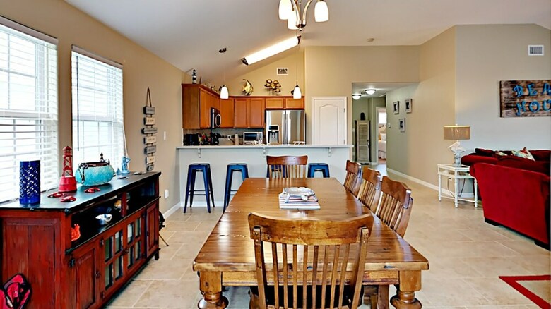 420 Chloes Way - Three Bedroom Home