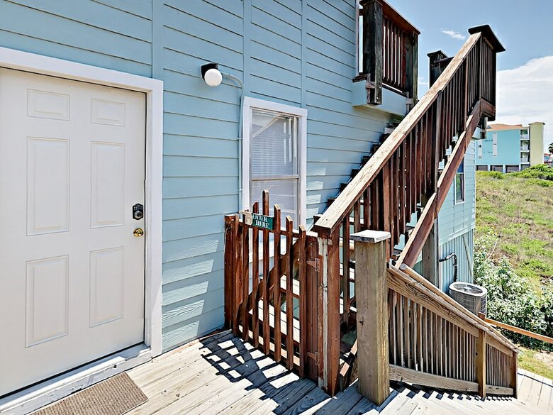 Cabinessence At La Playa - Two Bedroom Home