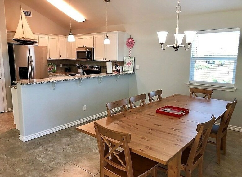 Flamingo Haven - Three Bedroom Home