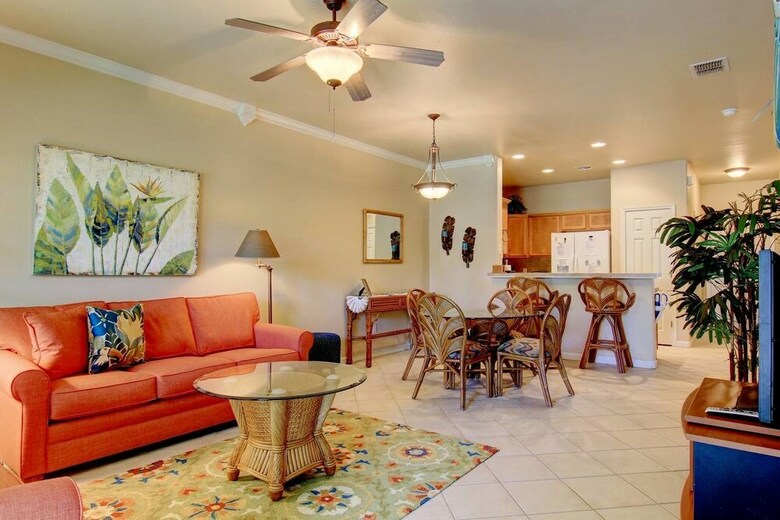 Lazy Pelican - Two Bedroom Townhome