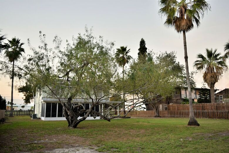 Renn House - Three Bedroom Bungalow