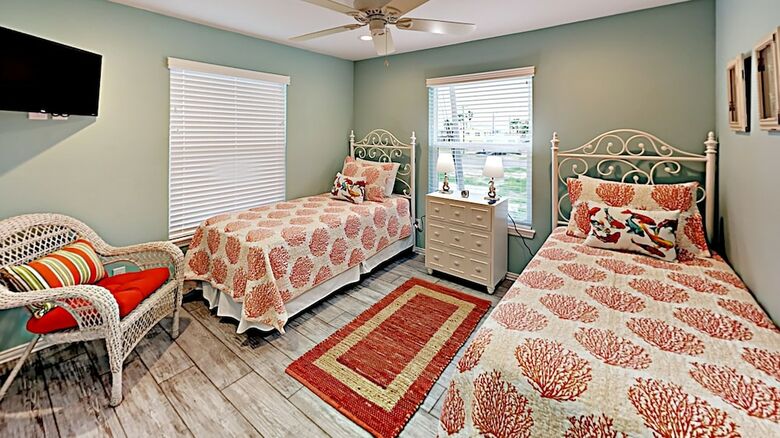 Renn House - Three Bedroom Bungalow