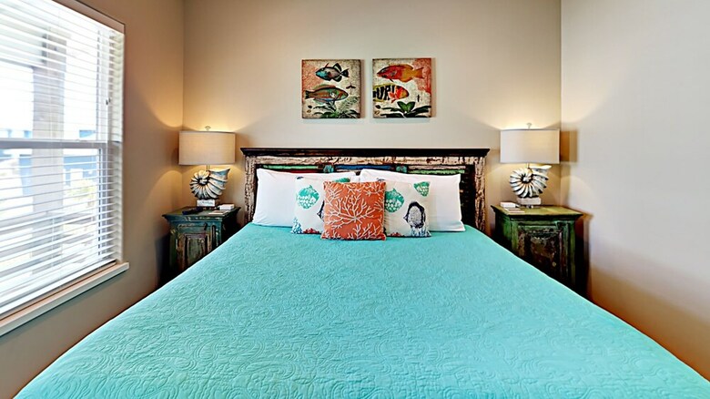 Pelicans Landing - Four Bedroom Home