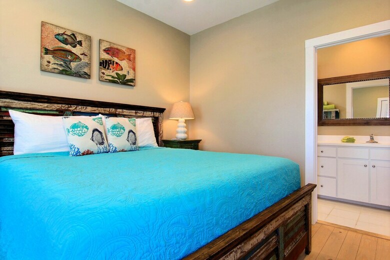 Pelicans Landing - Four Bedroom Home