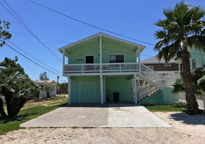 Paradise Hideout - One Bedroom Townhome