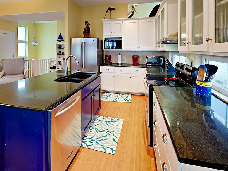 Banyan Beach House - Three Bedroom House