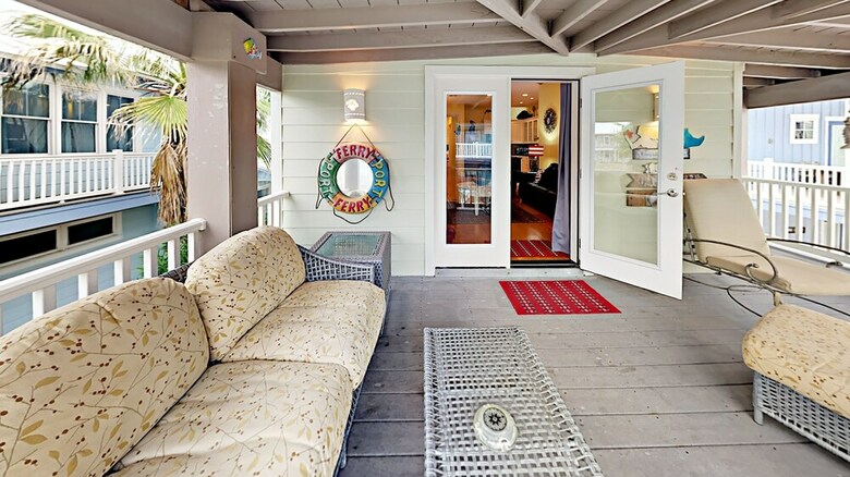Banyan Beach House - Three Bedroom House