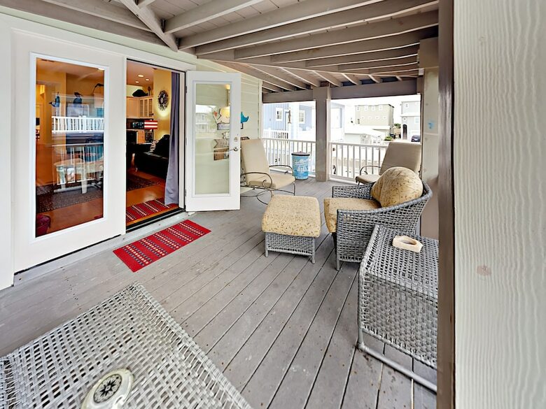 Banyan Beach House - Three Bedroom House