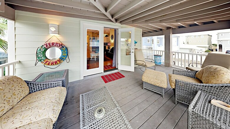 Banyan Beach House - Three Bedroom House