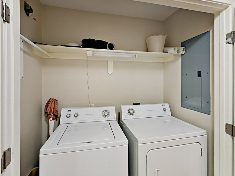 Doodle Digs - Three Bedroom Home