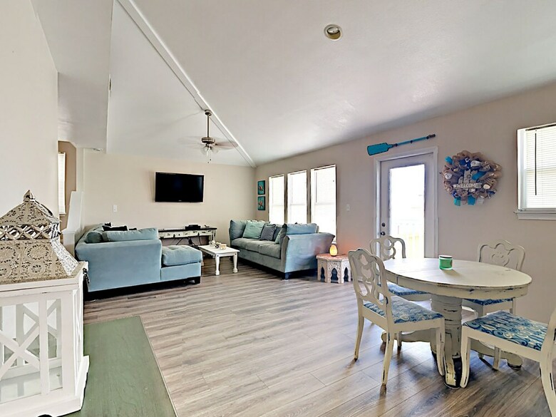 Casa Getaway - Two Bedroom Home