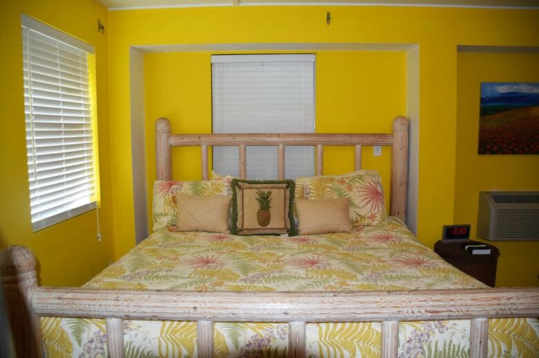 Pinkadot - Four Bedroom Home