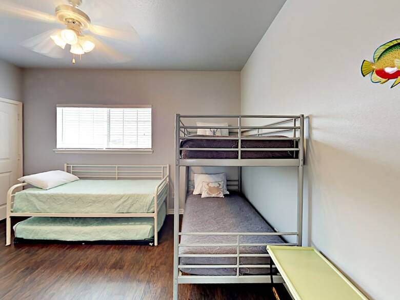 Coconutties - Three Bedroom Condo